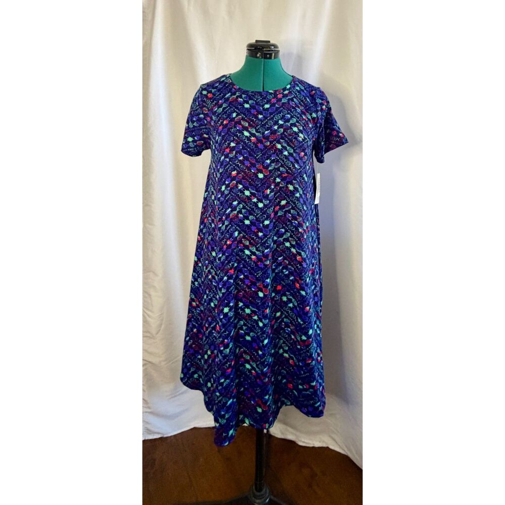 NWT Lularoe geometric Aztec patterened Carly Swing dress. Size XS